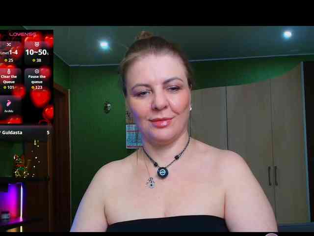 Veronika_Gold webcam