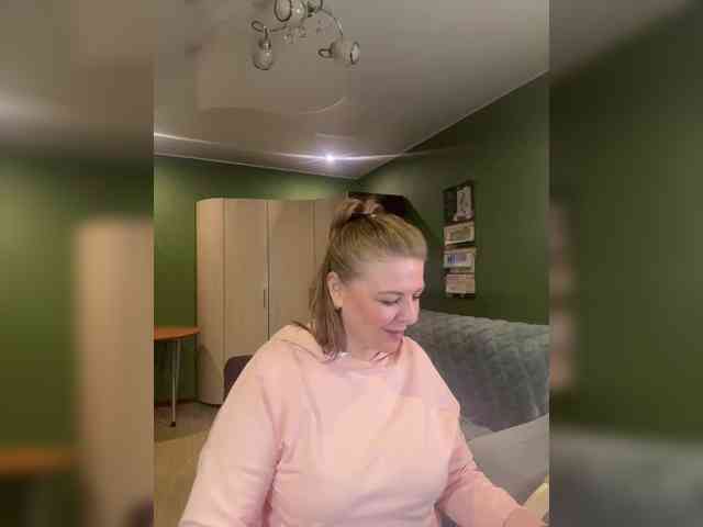 Veronika_Gold webcam