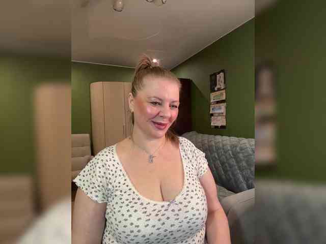 Veronika_Gold webcam