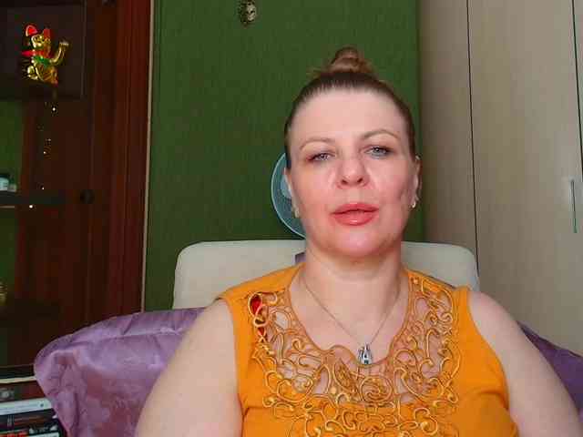Veronika_Gold webcam