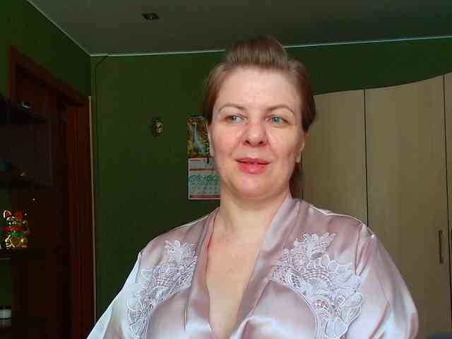 Veronika_Gold webcam