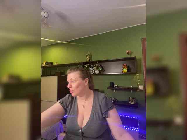 Veronika_Gold webcam