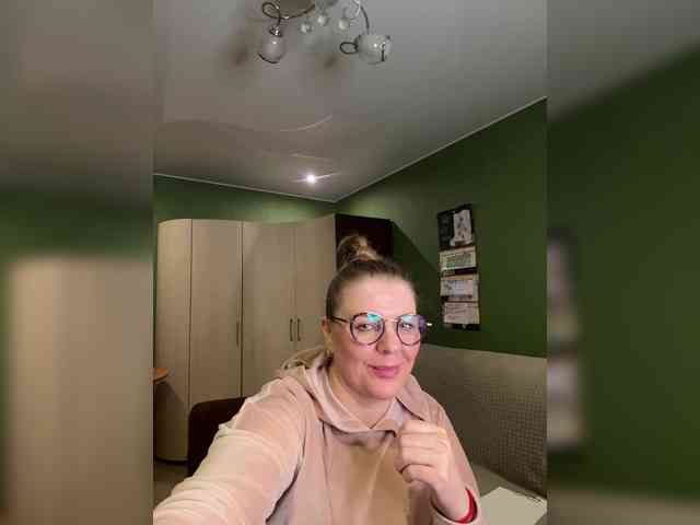 Veronika_Gold webcam
