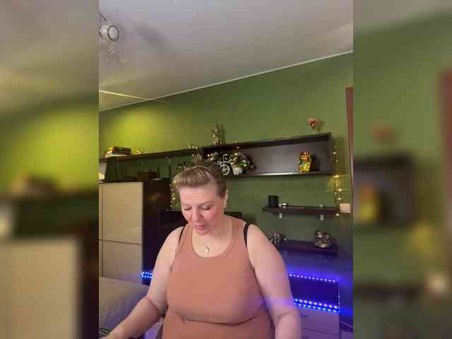 Veronika_Gold webcam