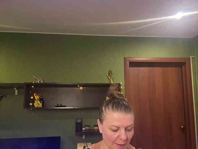 Veronika_Gold webcam