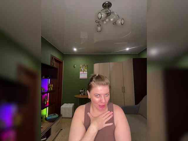 Veronika_Gold webcam