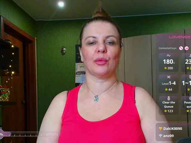 Veronika_Gold webcam