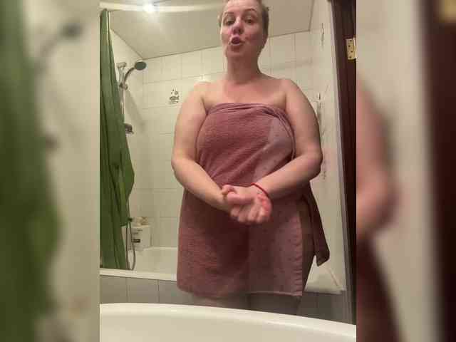 Veronika_Gold webcam