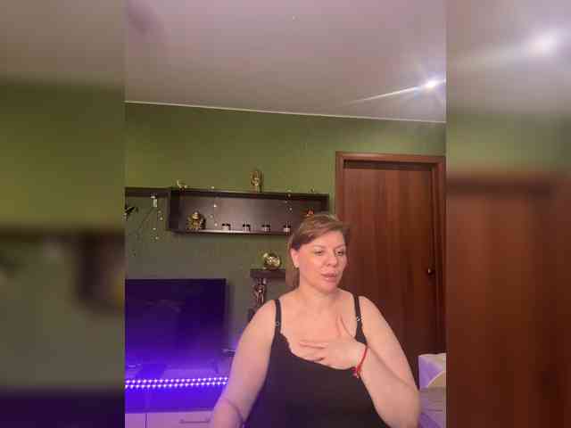 Veronika_Gold webcam