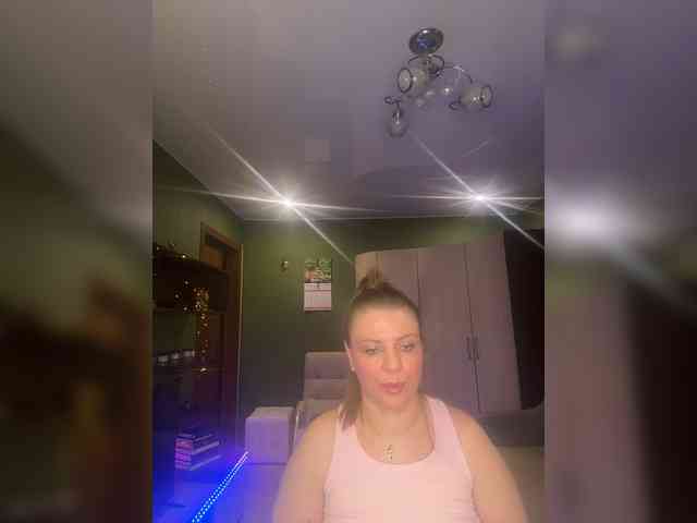 Veronika_Gold webcam