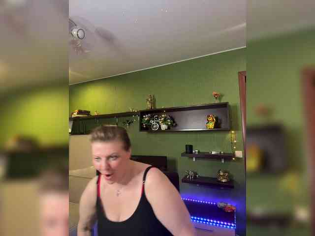 Veronika_Gold webcam