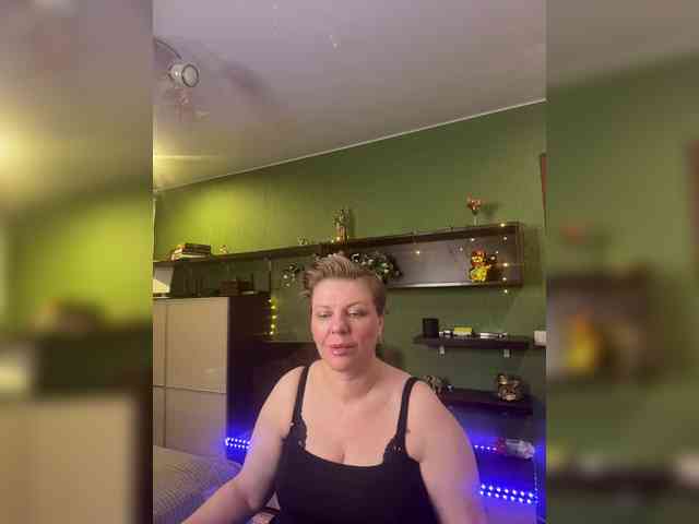 Veronika_Gold webcam