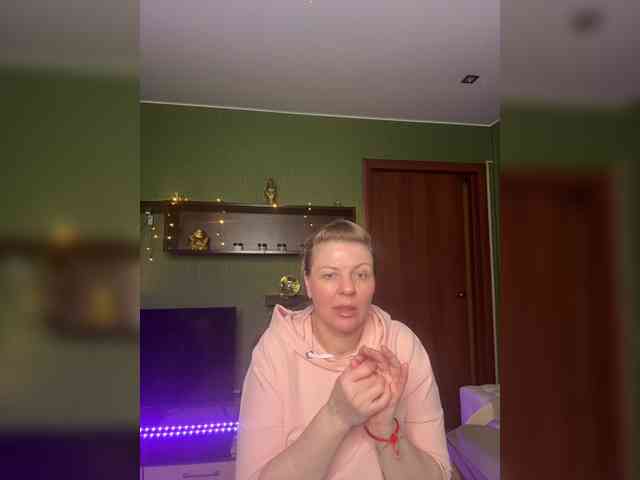 Veronika_Gold webcam