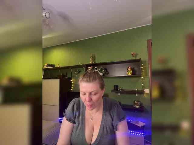 Veronika_Gold webcam