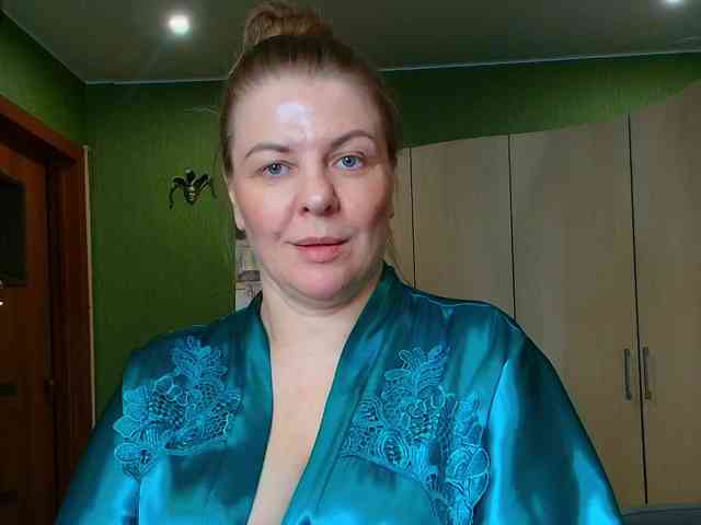 Veronika_Gold webcam