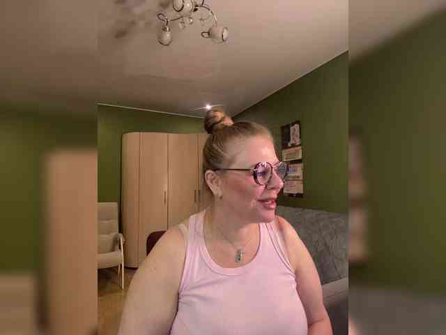 Veronika_Gold webcam