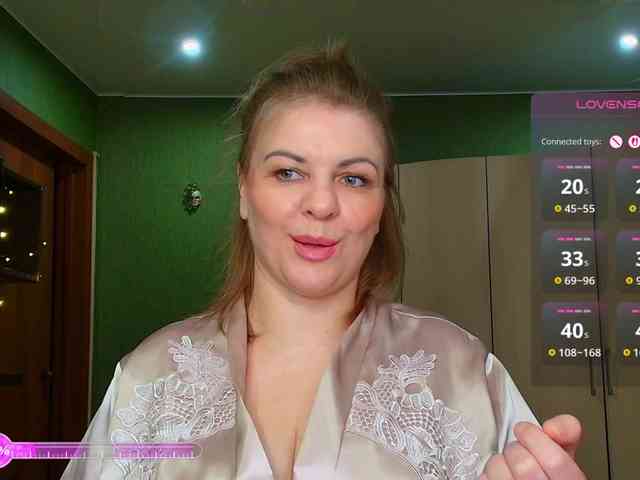 Veronika_Gold webcam