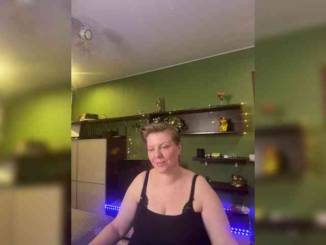 Veronika_Gold webcam