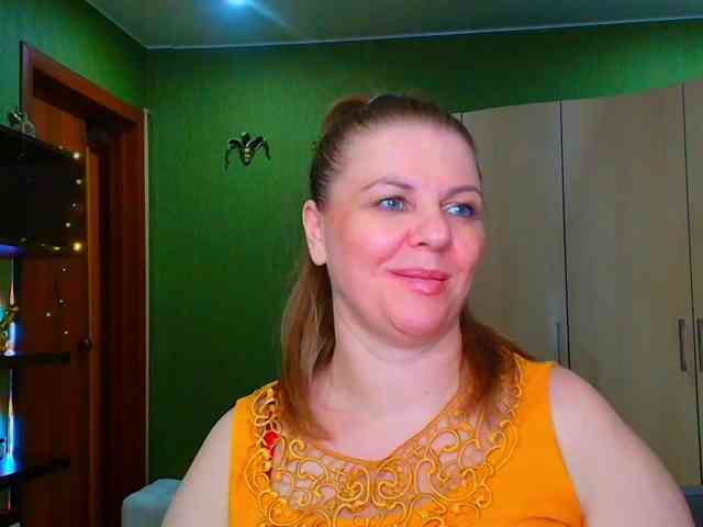 Veronika_Gold webcam
