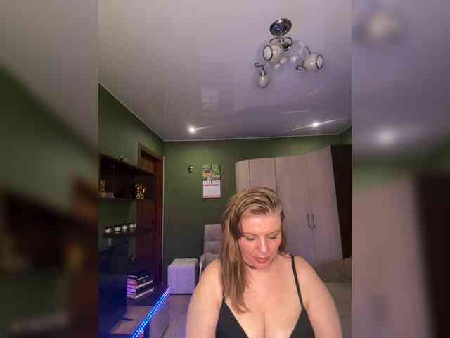 Veronika_Gold webcam