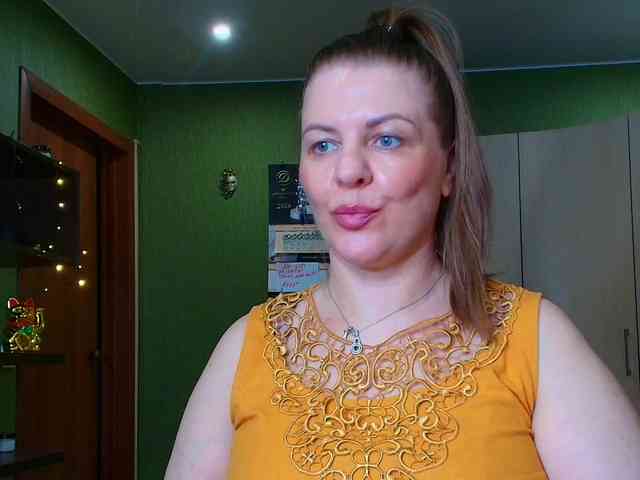 Veronika_Gold webcam