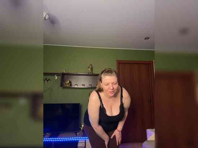 Veronika_Gold webcam