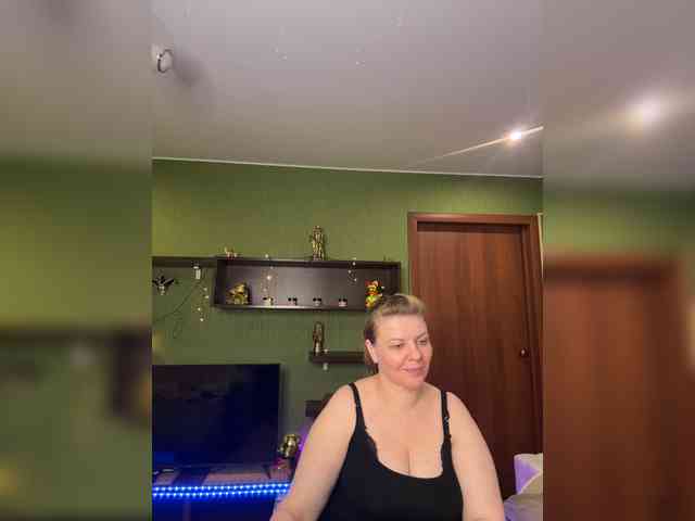 Veronika_Gold webcam