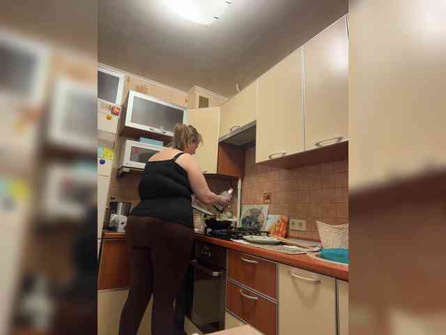 Veronika_Gold webcam