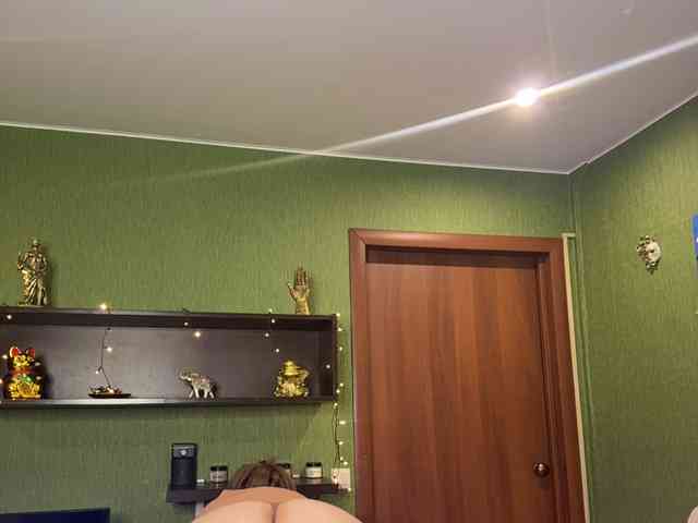 Veronika_Gold webcam