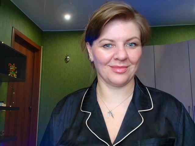 Veronika_Gold webcam