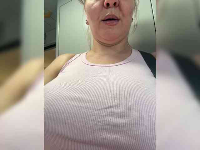 Veronika_Gold webcam