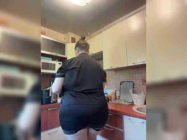 Veronika_Gold webcam