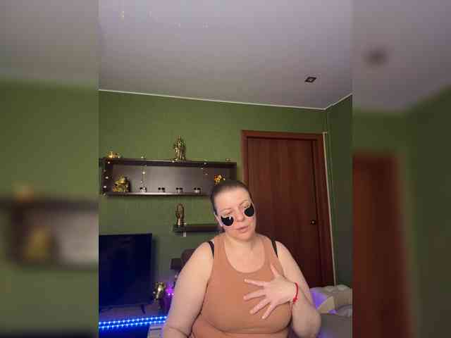 Veronika_Gold webcam