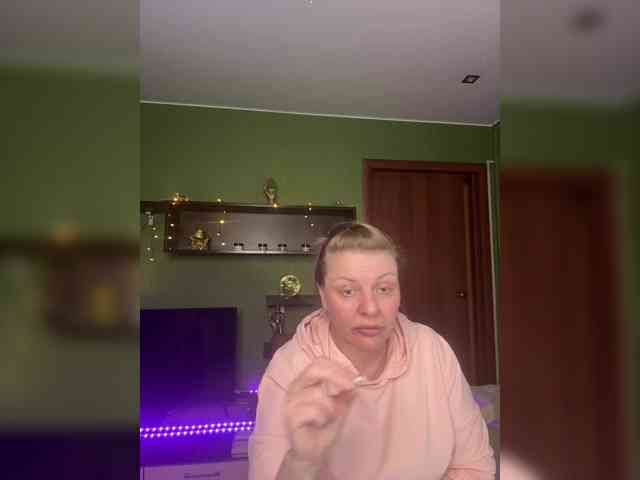 Veronika_Gold webcam