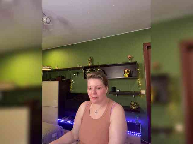 Veronika_Gold webcam