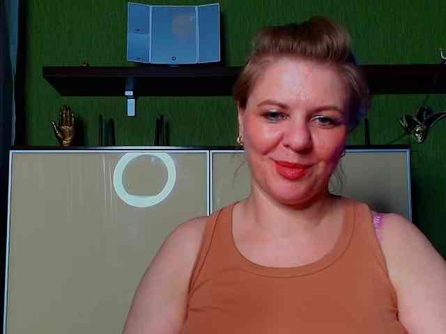 Veronika_Gold webcam