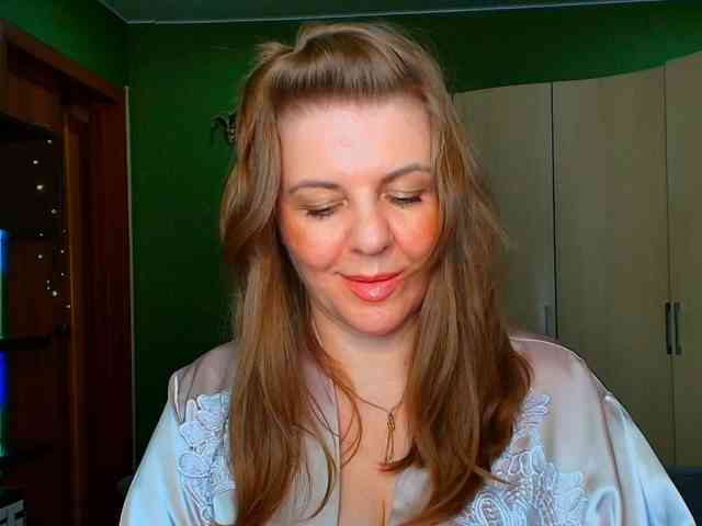 Veronika_Gold webcam