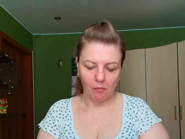 Veronika_Gold webcam
