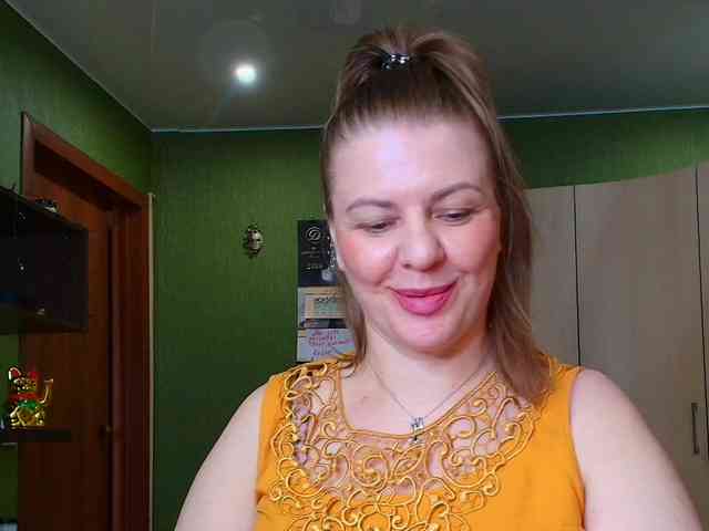 Veronika_Gold webcam