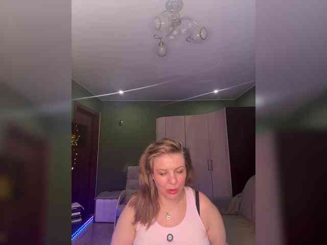 Veronika_Gold webcam