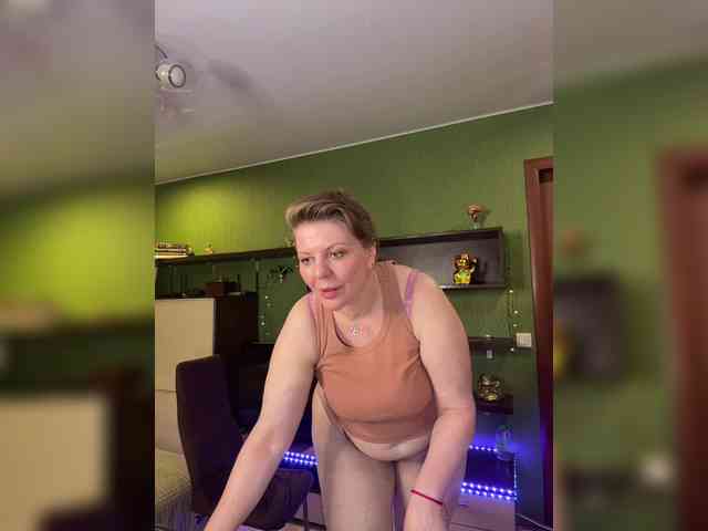 Veronika_Gold webcam