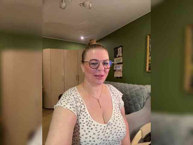 Veronika_Gold webcam