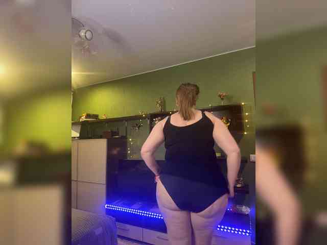 Veronika_Gold webcam