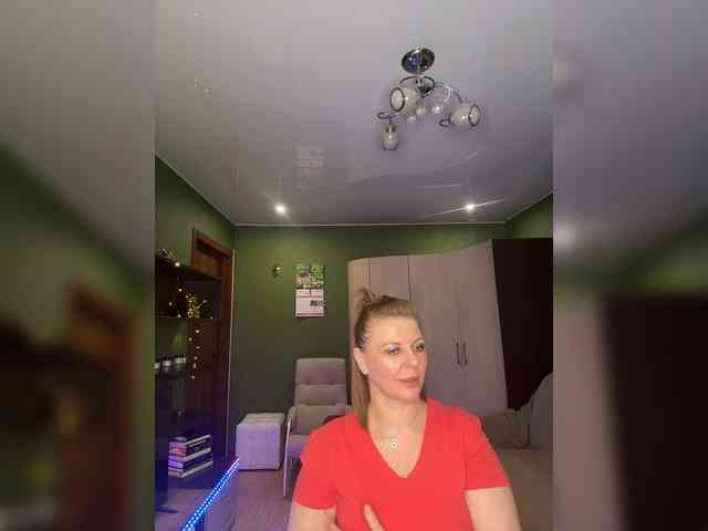 Veronika_Gold webcam