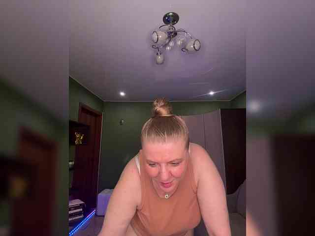 Veronika_Gold webcam