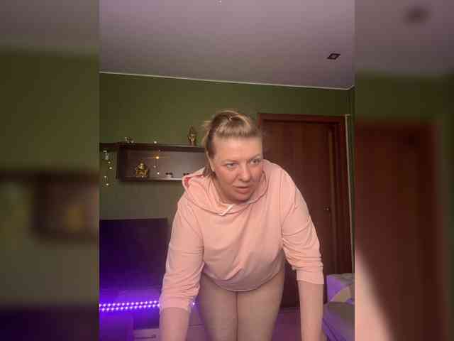 Veronika_Gold webcam