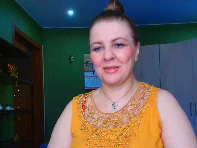 Veronika_Gold webcam