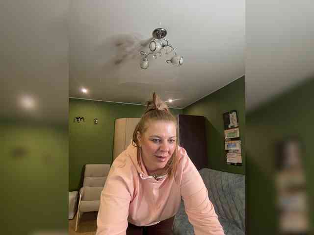 Veronika_Gold webcam