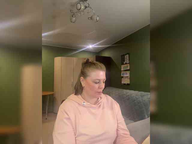 Veronika_Gold webcam
