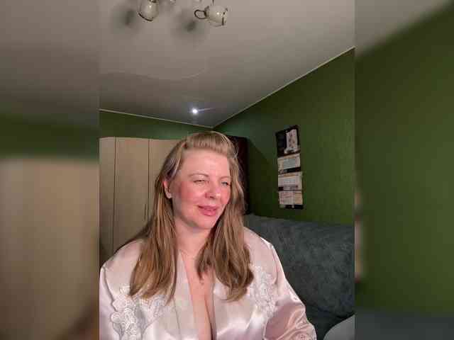 Veronika_Gold webcam